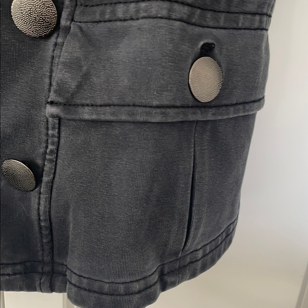Marrakech Black Utility Jacket with Military-Inspired Design - Picture 7 of 8
